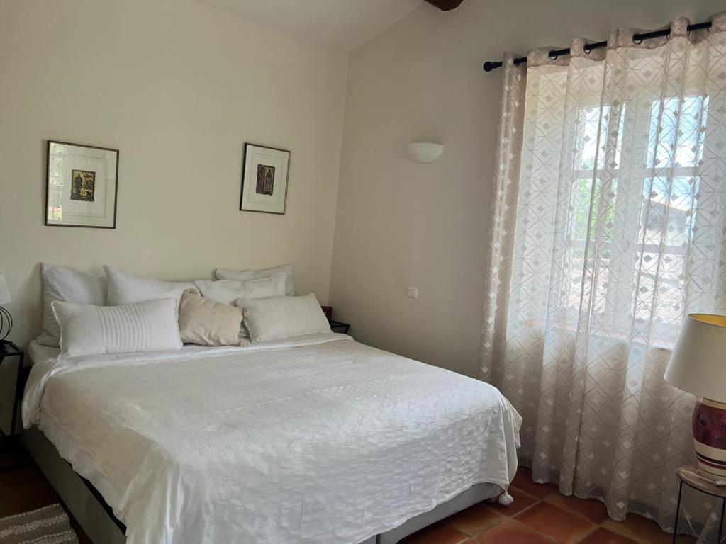 Вилла Domaine Geodora, Parfumeur En Provence Монтору Экстерьер фото